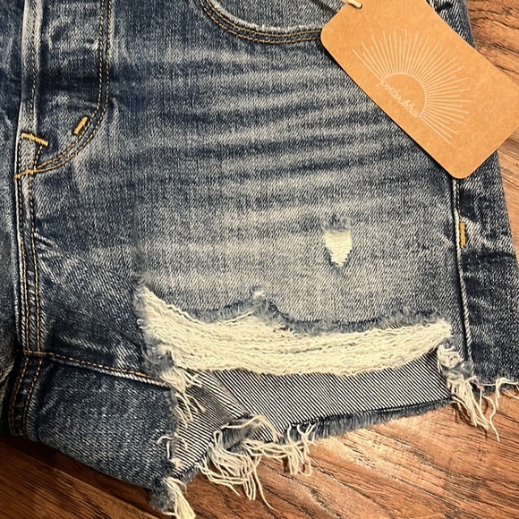 NWT Porter Blue Emma Cutoff shorts size 28 - Picture 3 of 7